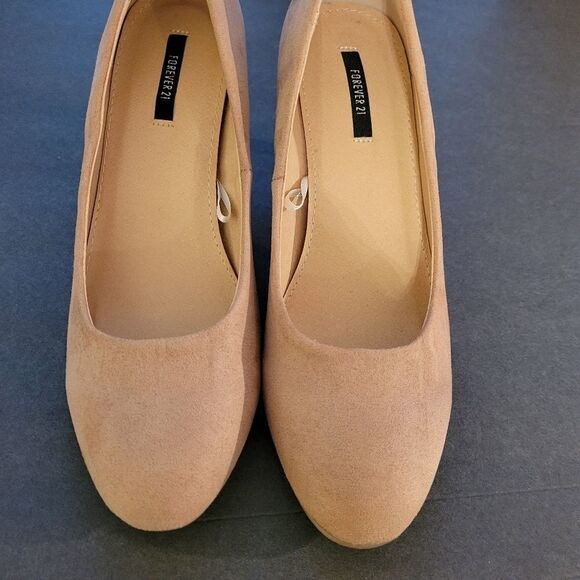 BRAND NEW WOMEN"S FOREVER 21 HIGH HEEL PUMP SHOES - Picture 4 of 16
